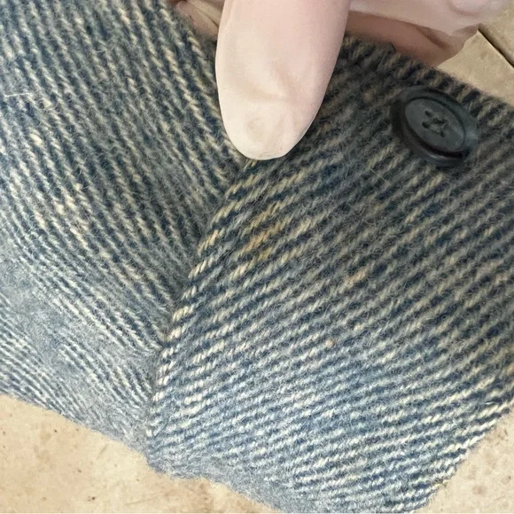 Vintage Men’s Medium Blue Wool Button Down Shirt - Picture 8 of 11